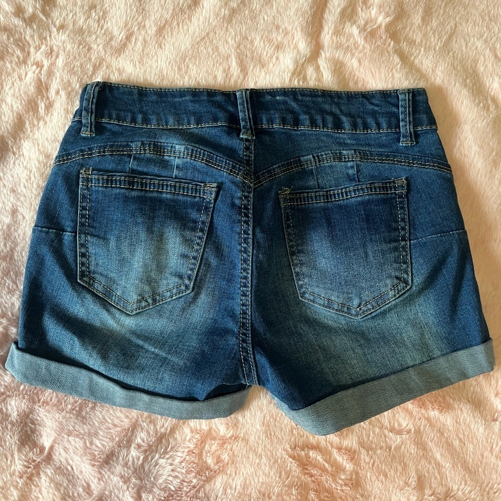 2 for $20 Forever 21 Women's Blue Denim Shorts - Picture 3 of 6